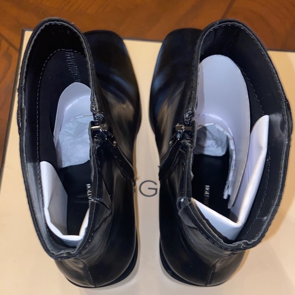 BCBGeneration Liquid Black Ankle Booties - Picture 3 of 10